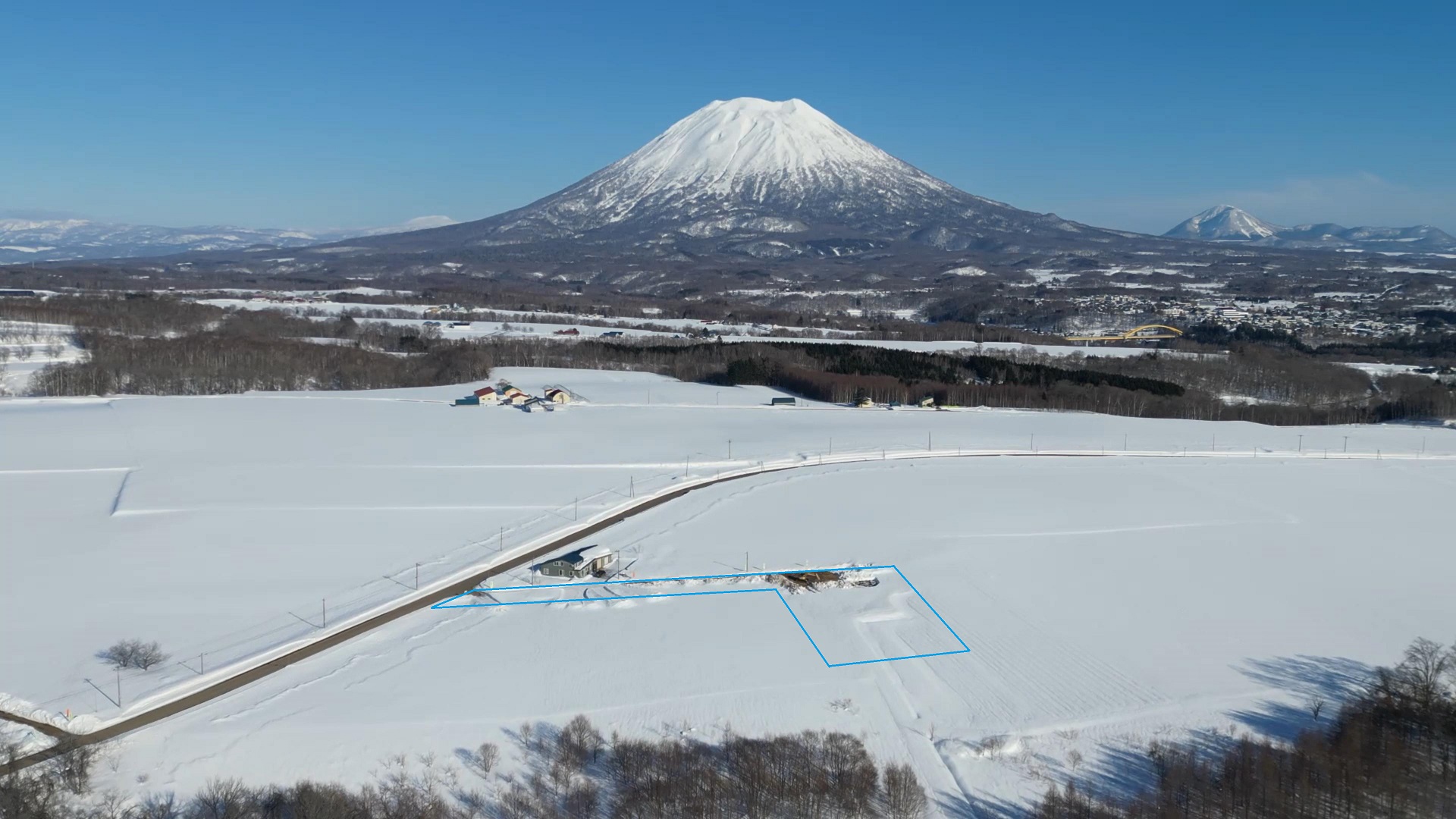 AQUOS サンパーク日比野 加越能バス 高速 名古屋行き 日野セレガHD 708号車 氷見営業所所属